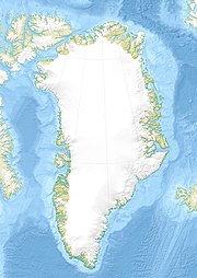 Mapa konturowa Grenlandii, blisko centrum na lewo znajduje się punkt z opisem „Nuussuaq”