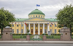 Palacio Táuride (1783) en San Petersburgo, de Iván Stárov para el príncipe Grigori Potiomkin