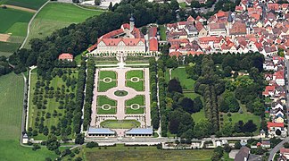 Aerial image of the Weikersheim Palace and gardens (view from the south).jpg