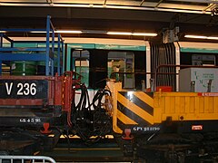 Ateliers de Choisy - MF 88 et train de travaux (3).JPG