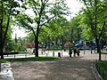 حديقة إسبلاندي بوسط هلسنكي في بداية يونيو.