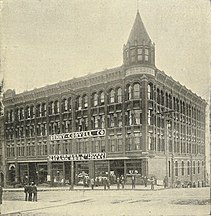 English: In 1900 this building stood at the southwest corner of First and University