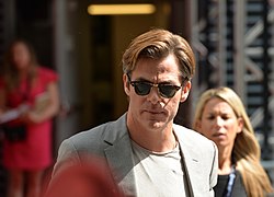 Chris Pine (43627154095).jpg