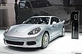 Porsche Panamera S e-hybrid en el Salón del Automóvil de Fráncfort de 2013.
