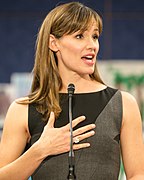 Jennifer Garner 2013.jpg