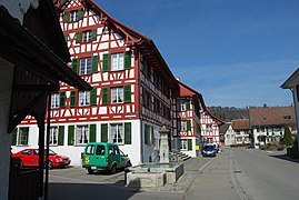 Dorfzentrum mit Gemeindehaus