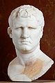 Busto di Marco Vipsanio Agrippa. Marmo pario (?), altezza totale 46 cm. Databile all'età augustea (30-20 a.C.). Oggi conservato nel Museo del Louvre (inv. Ma 1208). Rinvenuto nel 1792 a Gabii, entrò a far parte della collezione Borghese; fu quindi acquistato nel 1808