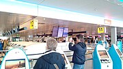 Thumbnail for File:Interior of the Schiphol International Airport (2019) 33.jpg