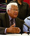 El activista estadounidense James Lawson