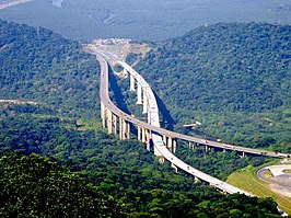 Viaducten boven de Serra do Mar