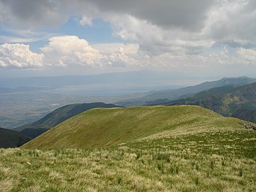 Поглед кон Охридското Езеро од Јабланица