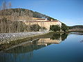 Convento de Montehano, junto a las marismas de Santoña y el monte Montehano al fondo.