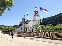 Crkva Sv. Trojice u Driniću.jpg