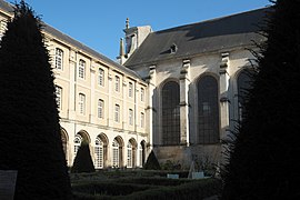 Pont-à-Mousson Abbaye des Prémontrés Cloître 654.jpg