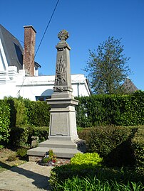 Le monument aux morts.