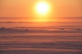 Mar de Láptev. Uha posta de sol.