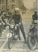 Amb la Derbi 125 a la graella, a mitjan anys 50