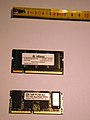 English: RAM - SODIMM memories for laptop computers - DDR and SDRAM.