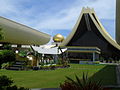 Istana Nurul Iman ita ce gidan hukuma na Sultan na Brunei, Hassanal Bolkiah, kuma kujerar gwamnatin Brunei.