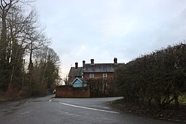 Junction on Pednor Road, Chesham - geograph.org.uk - 6040000.jpg