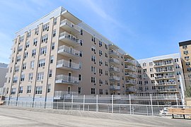 Building on Long Beach boardwalk