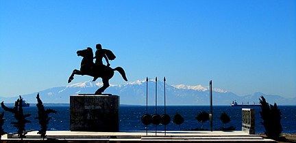 Սելանիկի ծովափ․ Մեծն Աղեքսանտրի յուշարձանը․ Մեծն Աղեքսանտր իր Վուքեֆալա ձիուն վրայ․