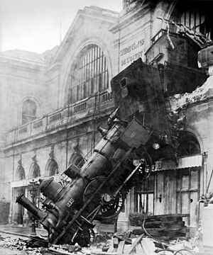 תאונת רכבת שארעה בתחנת הרכבת של מונפרנאס בפריז ב-22 באוקטובר 1895.