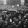 Commémorations de la grève de 1941, en présence de la reine Wilhelmine et du bourgmestre Feike de Boer, en 1946.