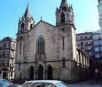 Fachada principal de la iglesia de Santiago el Mayor de Vigo, de Manuel Felipe Quintana (1896-1907)