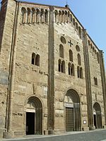 Церква Сан Мікеле Маджоре, головний фасад, Павія, Італія