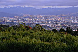 Las montañas de Heredia atraen a quienes quieren disfrutar vistas panorámicas del Valle Central