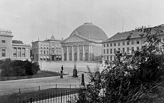 photograph of the cathedral, 1886