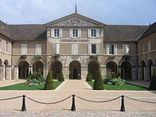 Hôtel ville Beaune.jpg