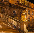 León con el escudo de Hesse en la escalinata del Ayuntamiento.