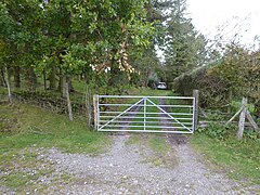 Entrance to Cefn Pawl above Beguildy - geograph.org.uk - 6301392.jpg