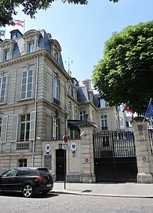 No 6 : hôtel d'Haussonville ; actuelle ambassade d'Autriche en France.