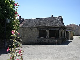 The covered market of Lacapelle-Livron