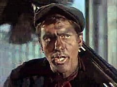 Dick Van Dyke como Bert