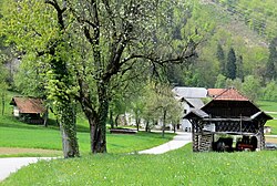 pogled na Polje pri Višnji Gori