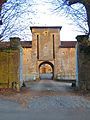Eingang zum Schloss Martigny
