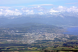 Lausanne, vy från Mont Tendre i maj 2009