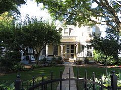 House at 362 Sea Cliff Avenue in 2015