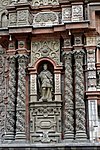 Columnas Salomónicas en la fachada barroca de la Basílica y convento de Nuestra Señora de la Merced (Lima), siglo XVII
