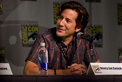 Henry Ian Cusick på San Diego Comic-Con 2013.