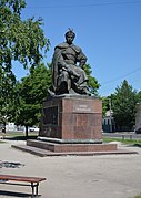 Monumento a Bogdán Jmelnitski (instalado en 1995)