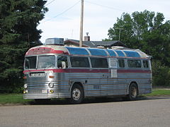 Старий автобус