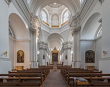 Interior de la Stiftskirche Haug