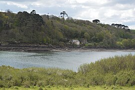 Helford River - geograph.org.uk - 5895922.jpg