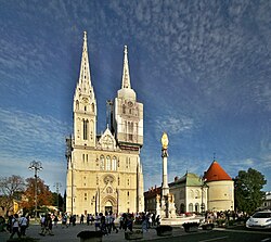 Záhřebská katedrála a arcibiskupský palác