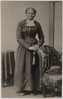 Foto de Tubman de pé